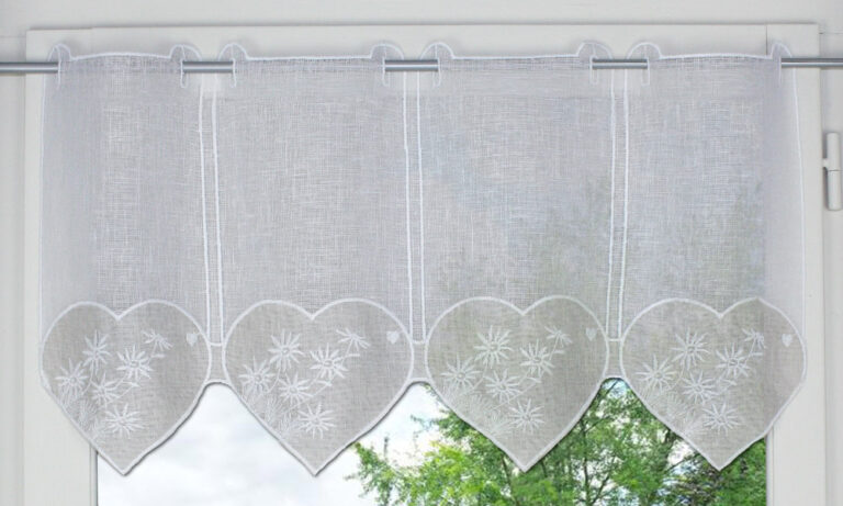 How to Measure for the Perfect Lace Curtain?